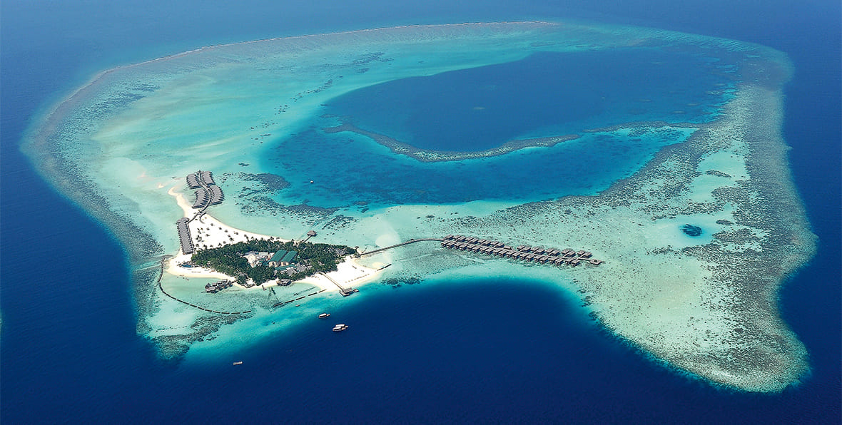 Constance Moofushi Maldives Resort - arenatours.com