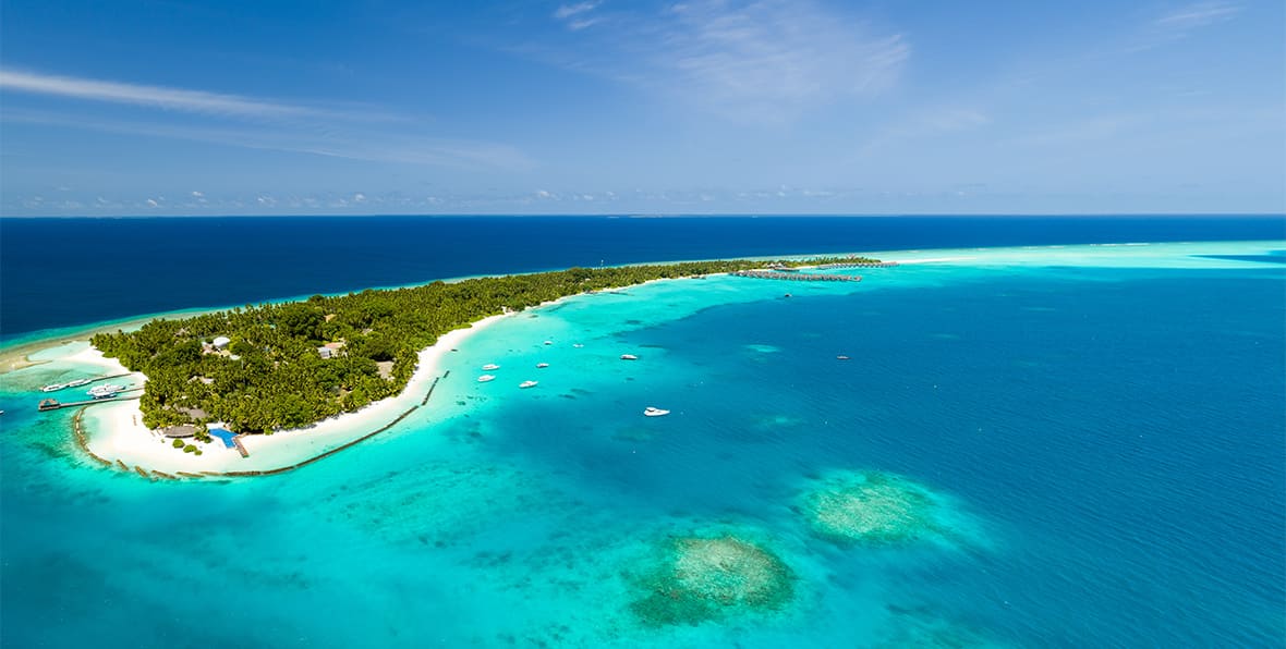 Kuramathi Island Resort Maldives - arenatours.com