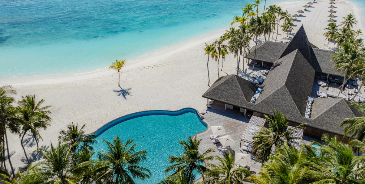 Velingandu Island Resort Maldives - arenatours.com - Veligandu