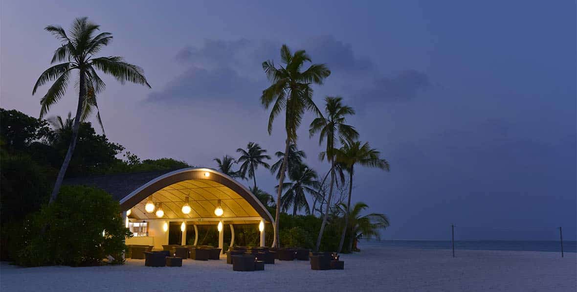 Dreamland Maldives Beach Bar - arenatours.com