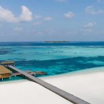 Noku Maldives arrival jetty desde un drone