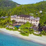 edificio prncipal DoubleTree Resort by Hilton Seychelles