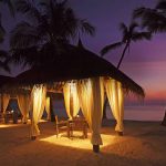 Reethi Faaru Resort por la noche