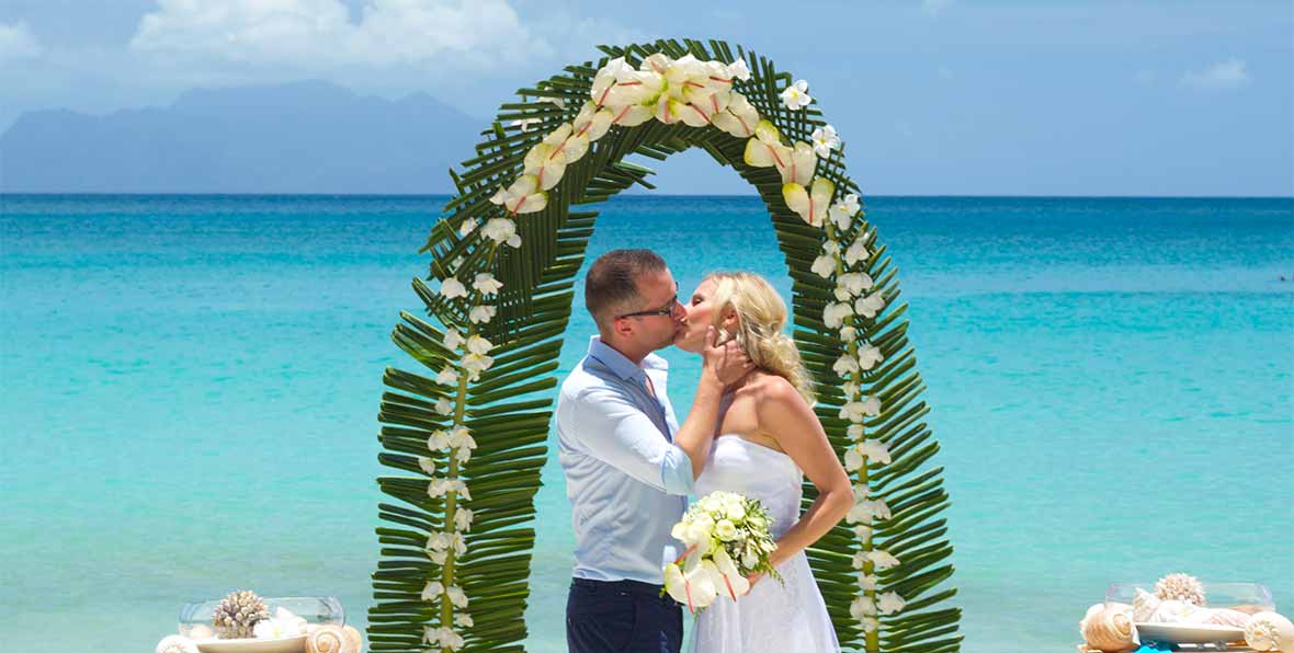 Savoy Seychelles Resort Spa Wedding - arenatours.com