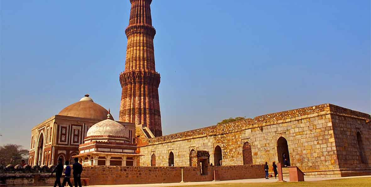 viaje a India_ visita del Qutab Minar