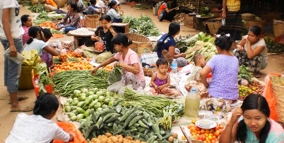 viaje a Myanmar: mercado local de Nyaung-U