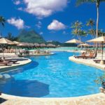 la piscina de Bora Bora Pearl Beach Resort