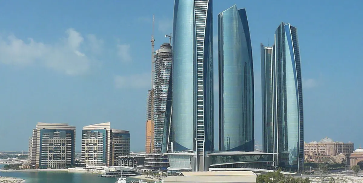 Viaje Abu Dhabi Etihad Tower - arenatours.com -