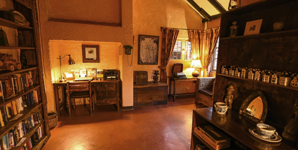 The Boma Hotel - arenatours.com -