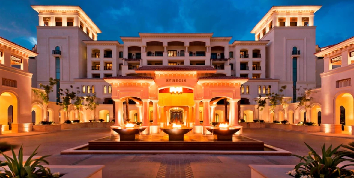 St Regis - arenatours.com -