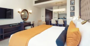 Dukes The Palm - arenatours.com -