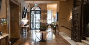 Thebankkarakoy - arenatours.com