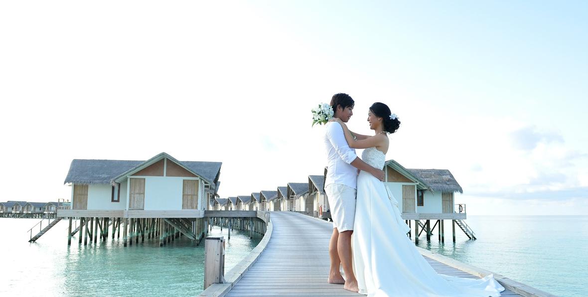 pareja en Loama Resort Maldives