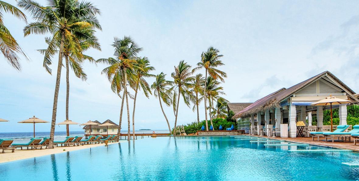 piscina Loama Resort Maldives