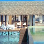 villa privada con piscina en OZEN Maldives