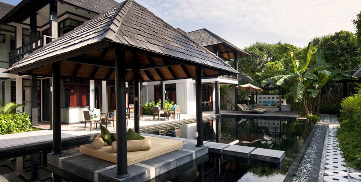 Celebrity Retreat Arenatours